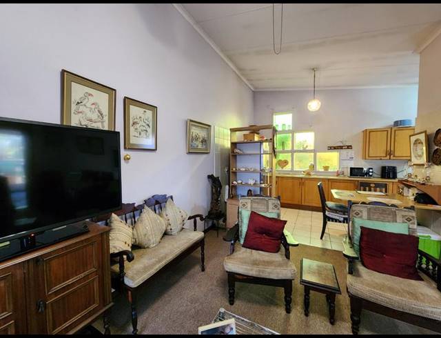 2 BEDROOM TOWNHOUSE FOR SALE IN CLARINA